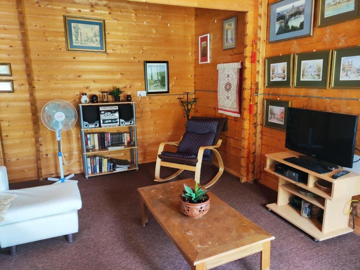 The Cosy Mountain Cabin With Stunning Views Near Troodos Kato Amiandos Exteriör bild